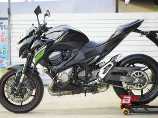  Kawasaki Z800