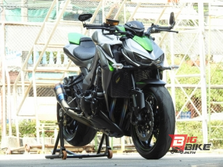  Kawasaki Z1000