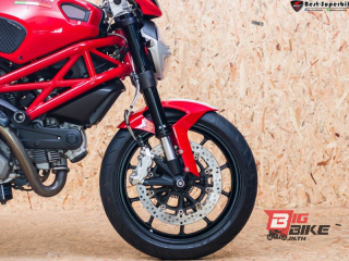  Ducati Monster 796