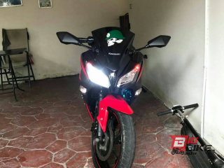  Kawasaki Ninja 300