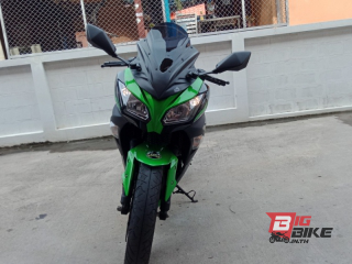  Kawasaki Ninja 300