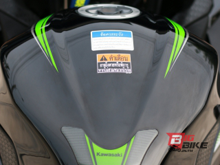  Kawasaki Ninja 300