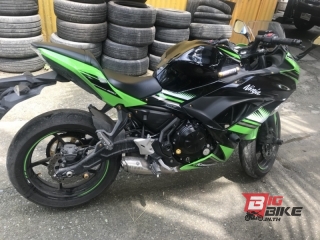  Kawasaki Ninja 650