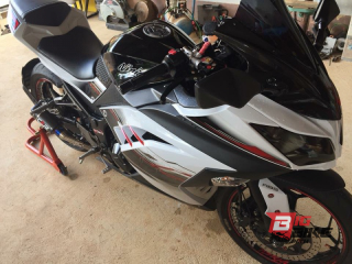  Kawasaki Ninja 300