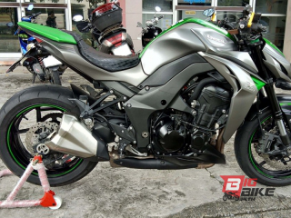  Kawasaki Z1000