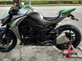  Kawasaki Z1000