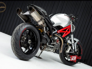  Ducati monster 1100 evo