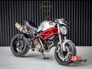  Ducati monster 1100 evo