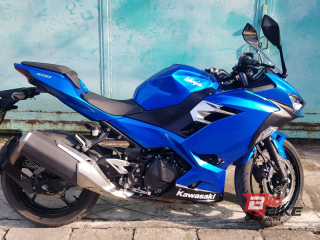  Kawasaki Ninja 400