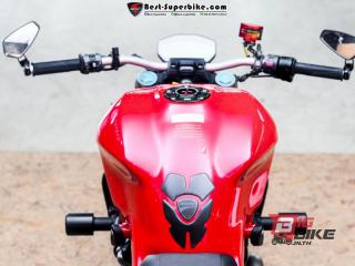  Ducati Monster 821