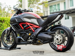  Ducati Diavel Carbon Y16