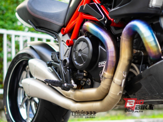  Ducati Diavel Carbon Y16