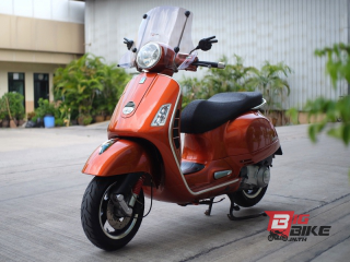  Vespa GTS 300 Super