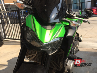  Kawasaki Z900