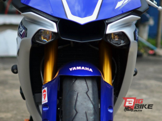  Yamaha YZF-R1