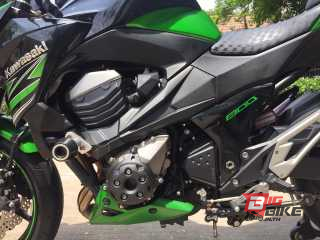  Kawasaki Z800