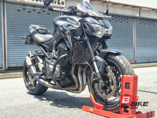  Kawasaki Z900