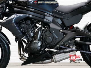  Kawasaki ER-6n ABS