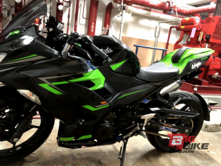  Kawasaki Ninja 400