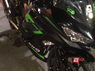  Kawasaki Ninja 400