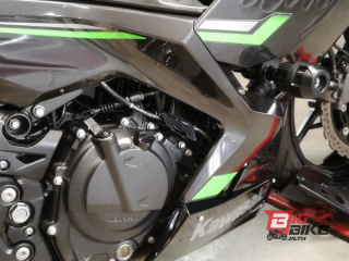  Kawasaki Ninja 400