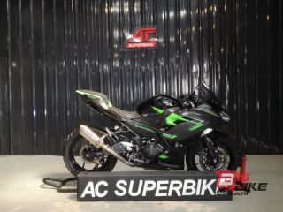  Kawasaki Ninja 400