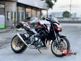  Kawasaki Z900