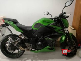  Kawasaki Z300