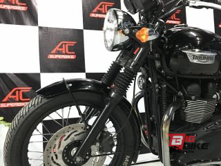  Triumph Bonneville T100 Black