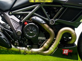  Ducati Diavel Carbon Y16