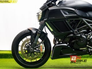  Ducati Diavel Carbon Y16