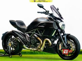  Ducati Diavel Carbon Y16